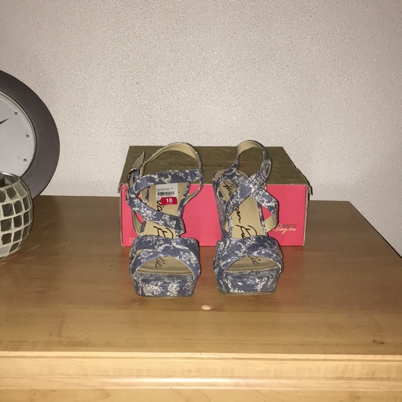 American Rag Wedges - Picture 2 of 2